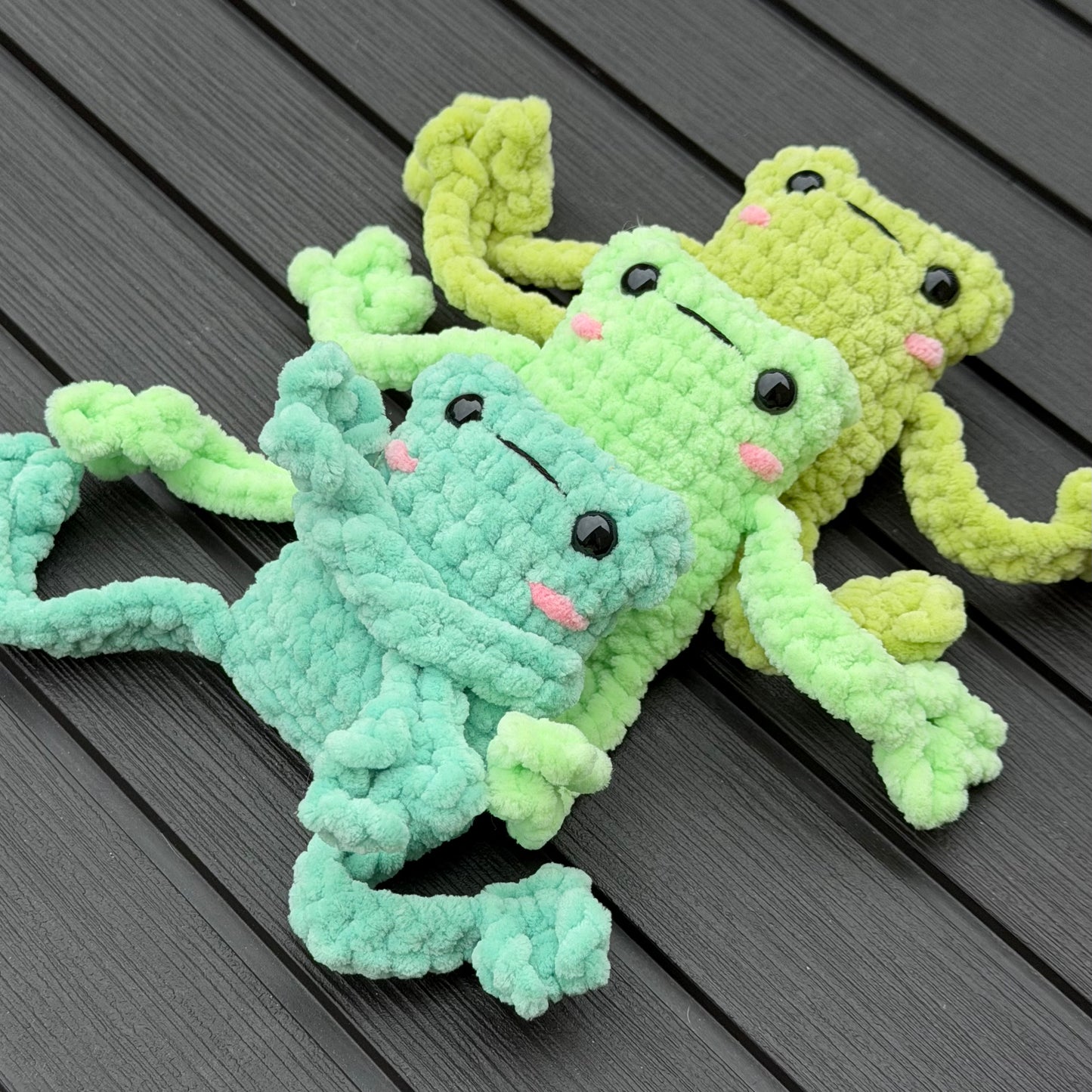 Crochet Leggy Frog