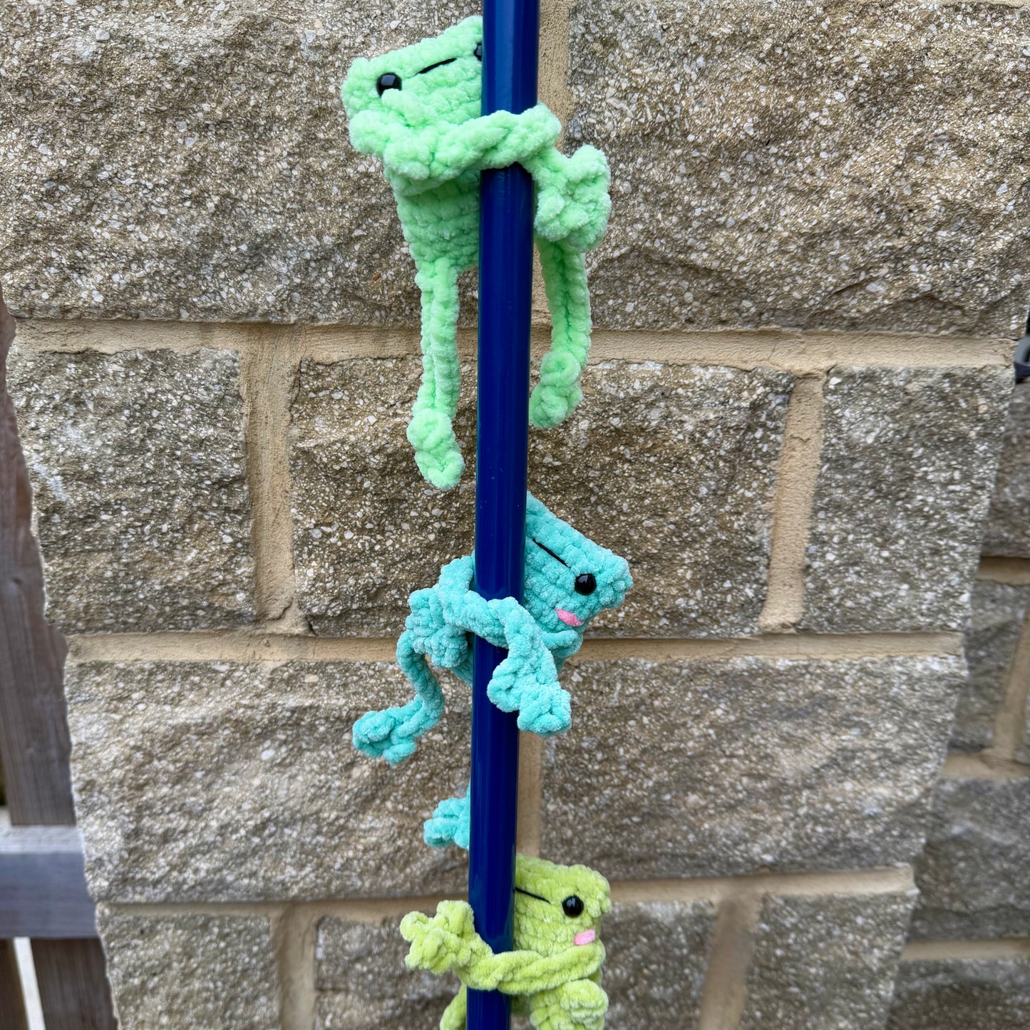 Crochet Leggy Frog